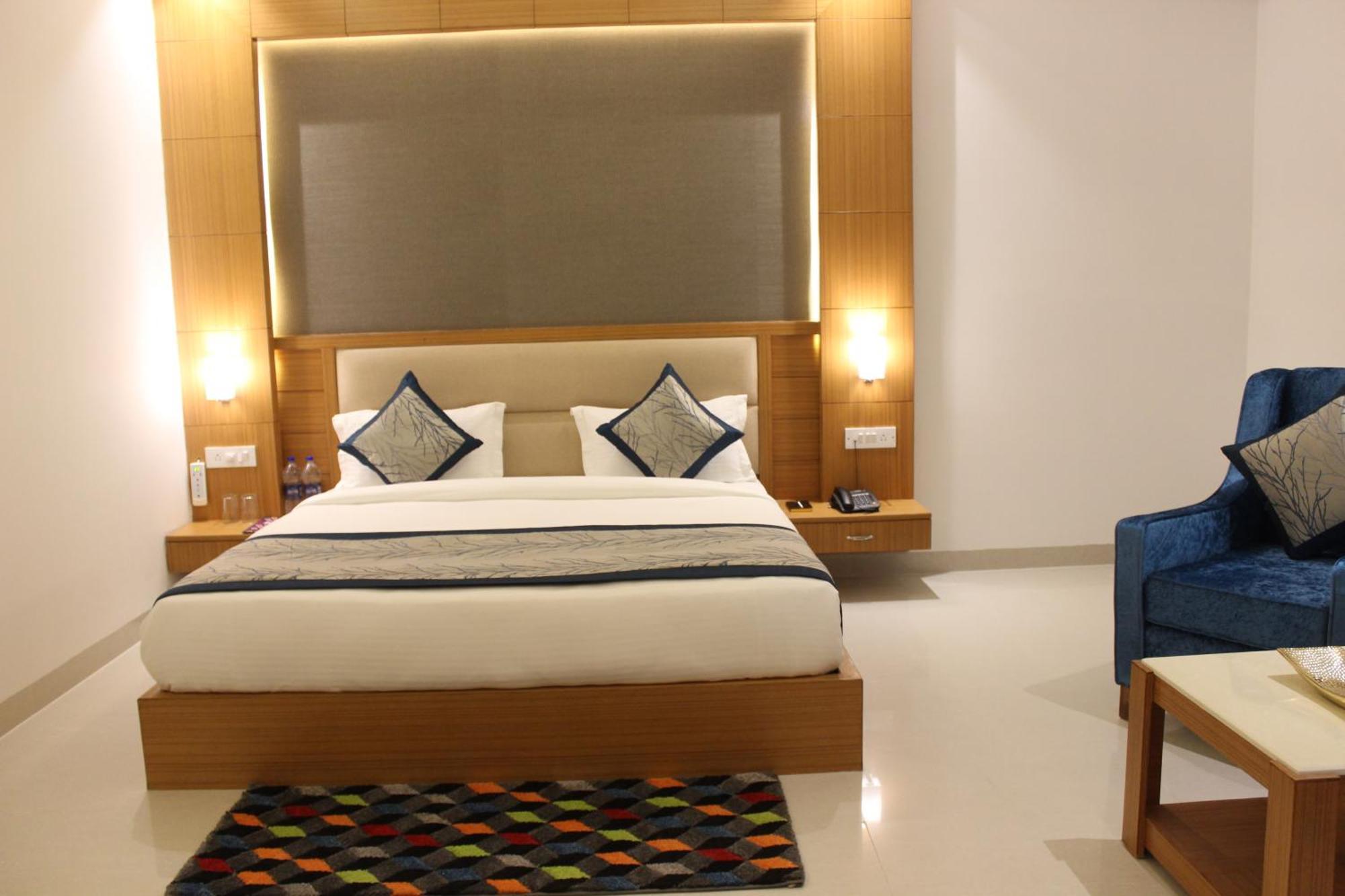 Hotel Transit International- Aerocity Delhi Airport New Delhi Exteriör bild