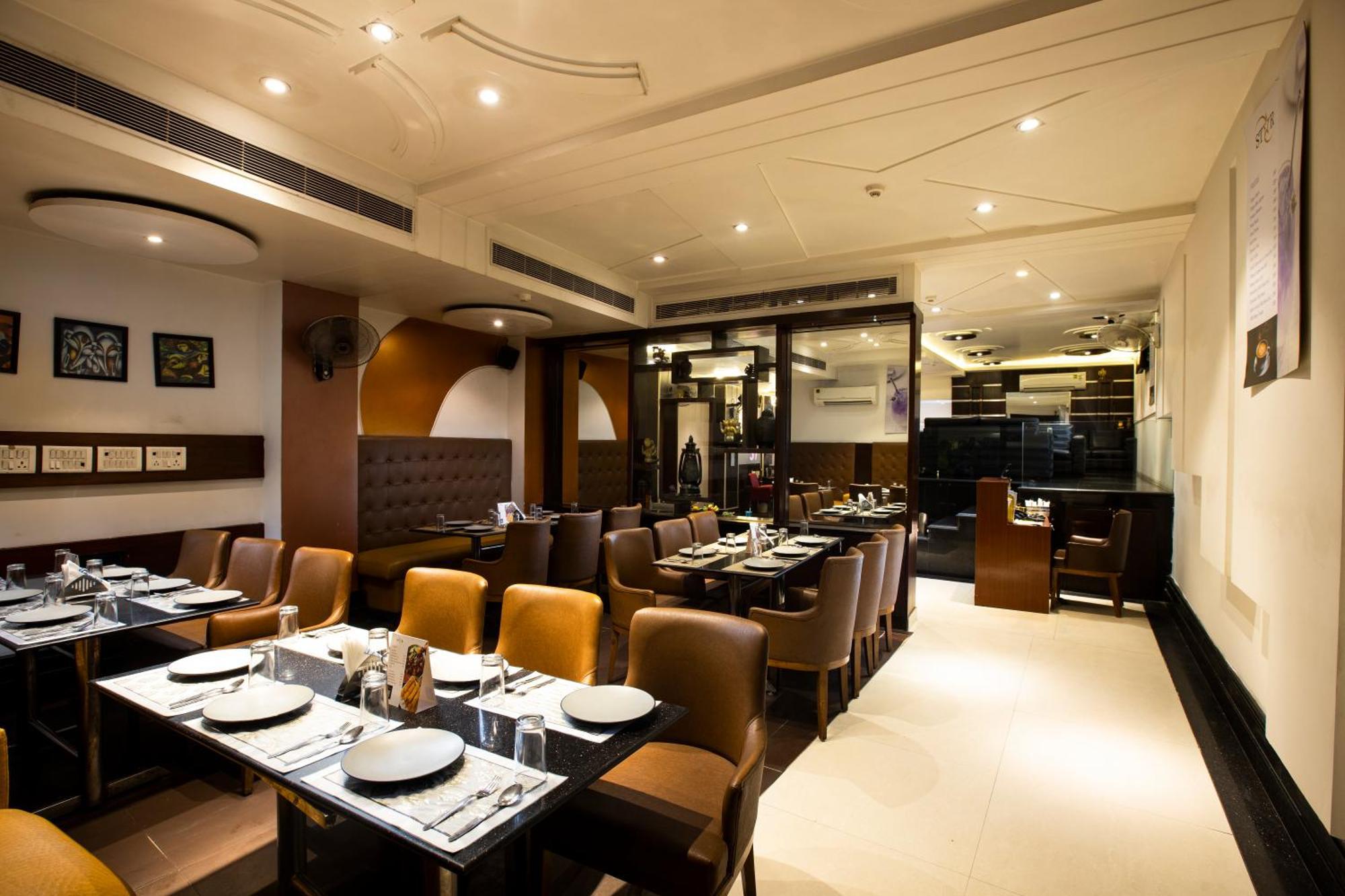 Hotel Transit International- Aerocity Delhi Airport New Delhi Exteriör bild