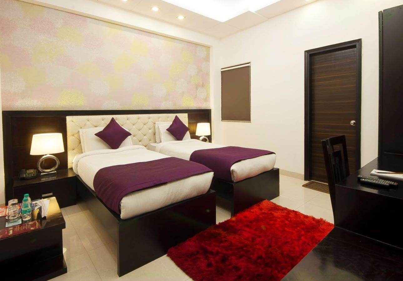 Hotel Transit International- Aerocity Delhi Airport New Delhi Exteriör bild