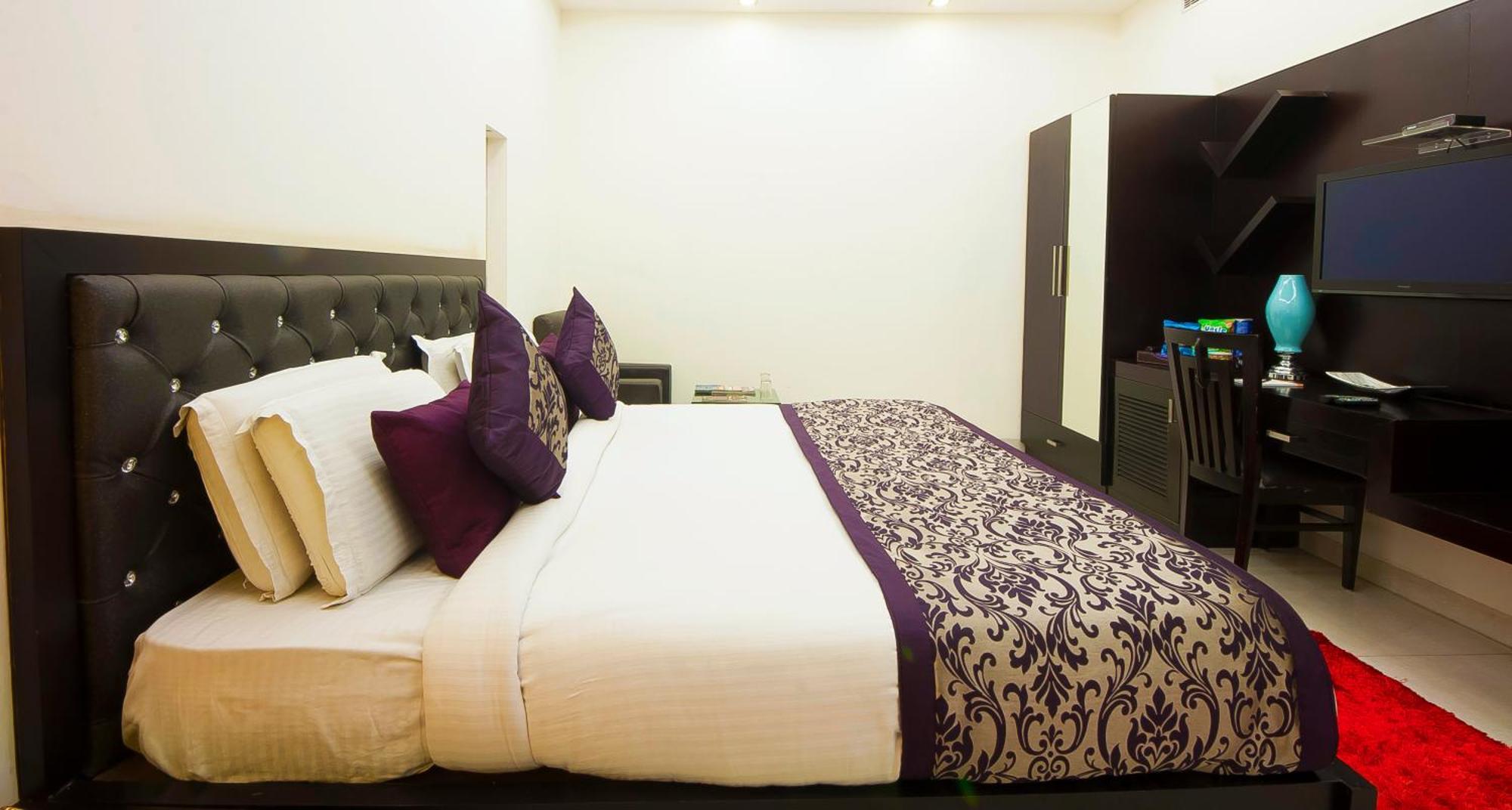 Hotel Transit International- Aerocity Delhi Airport New Delhi Exteriör bild