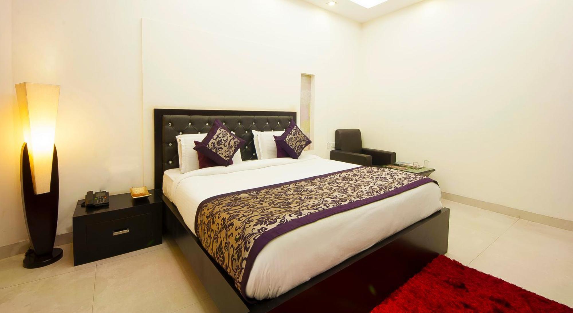 Hotel Transit International- Aerocity Delhi Airport New Delhi Exteriör bild