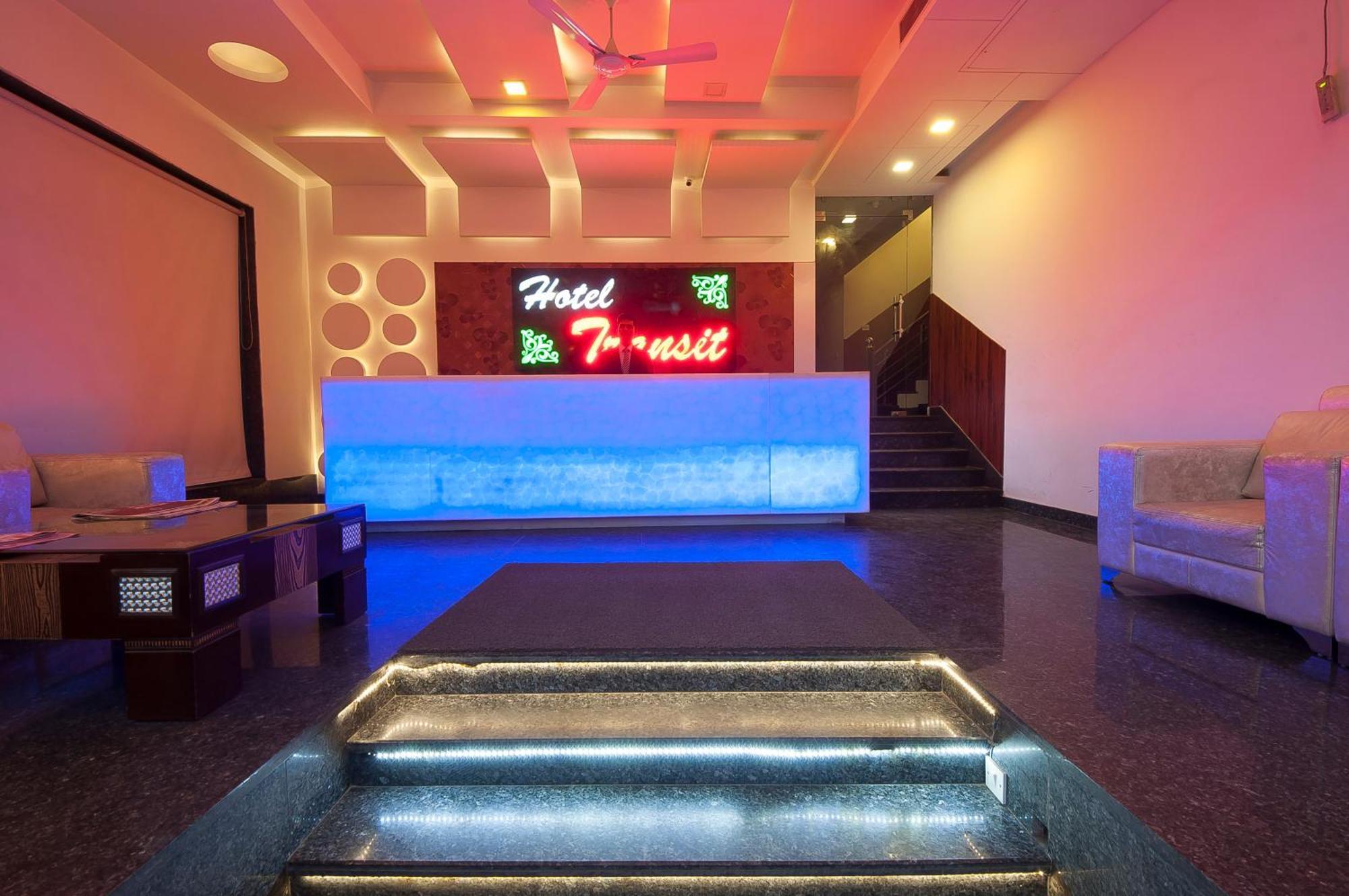 Hotel Transit International- Aerocity Delhi Airport New Delhi Exteriör bild