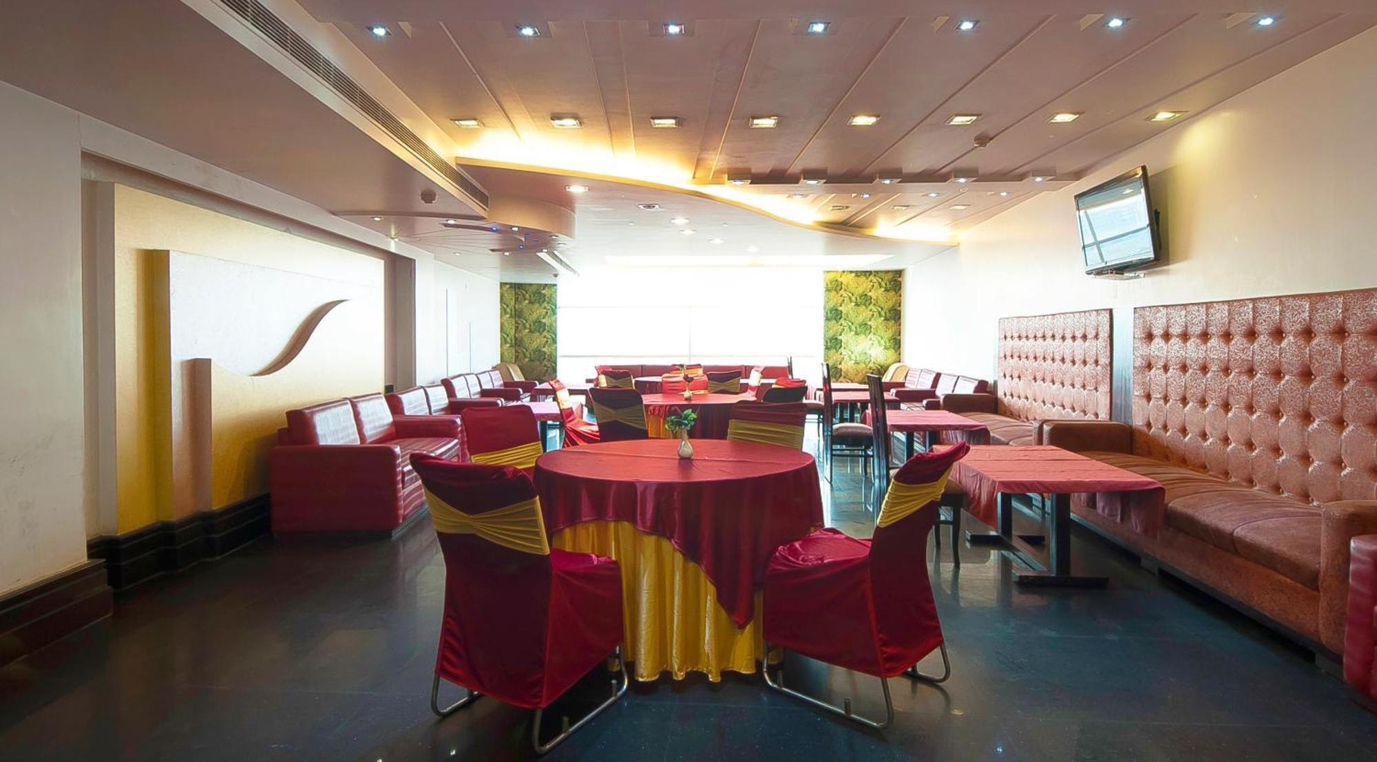 Hotel Transit International- Aerocity Delhi Airport New Delhi Exteriör bild
